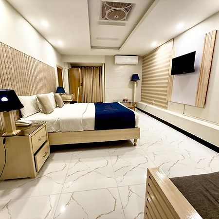 Atlas Hotel Islamabad Esterno foto