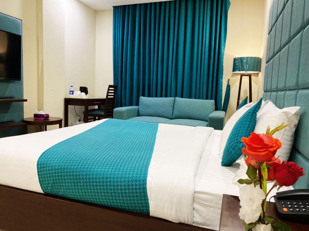 Atlas Hotel Islamabad Esterno foto