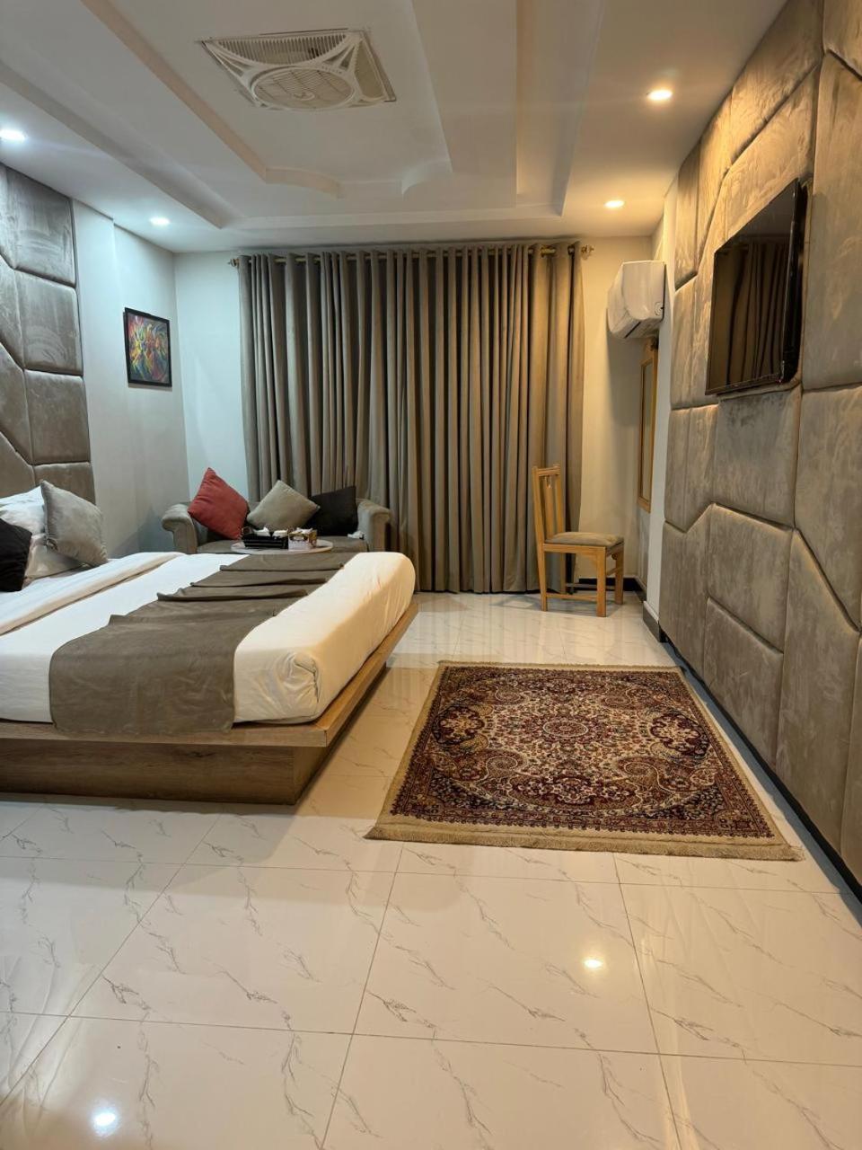 Atlas Hotel Islamabad Esterno foto