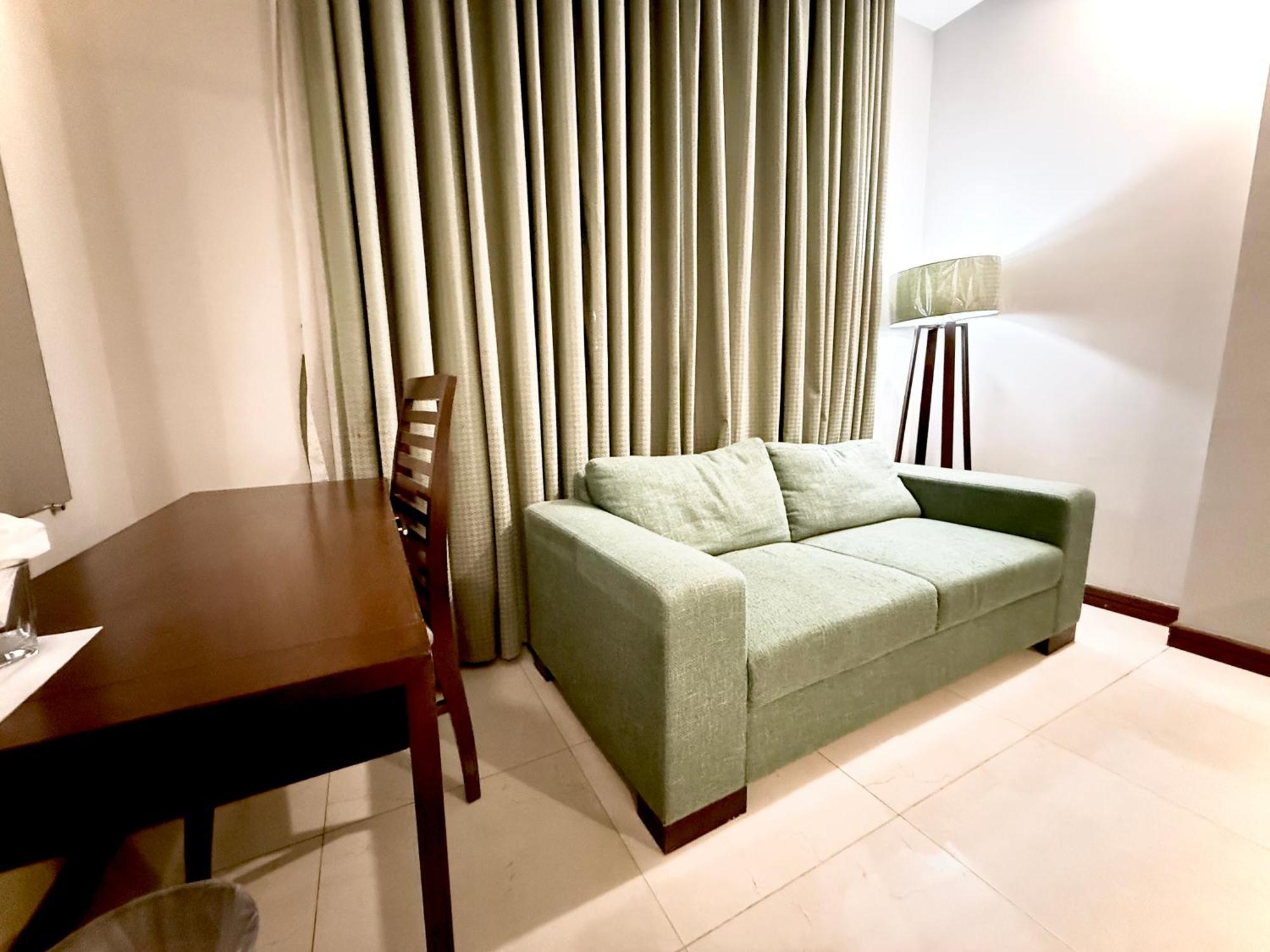 Atlas Hotel Islamabad Esterno foto